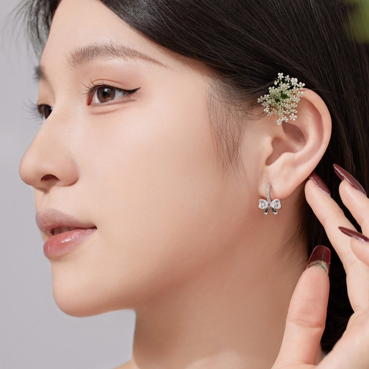 [Olivia JW]Exquisite Earrings With Heart-Shaped Bow Design