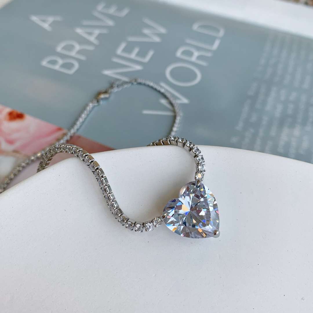 [Olivia JW]8.0 Carat Versatile Colorful Sweet Heart-Shaped Tennis Necklace