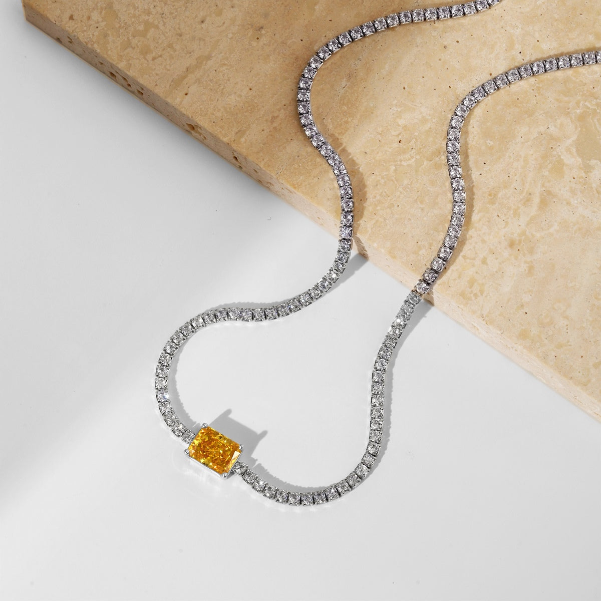 [Olivia JW]2.0 carat Ornate Emerald Cut Necklace