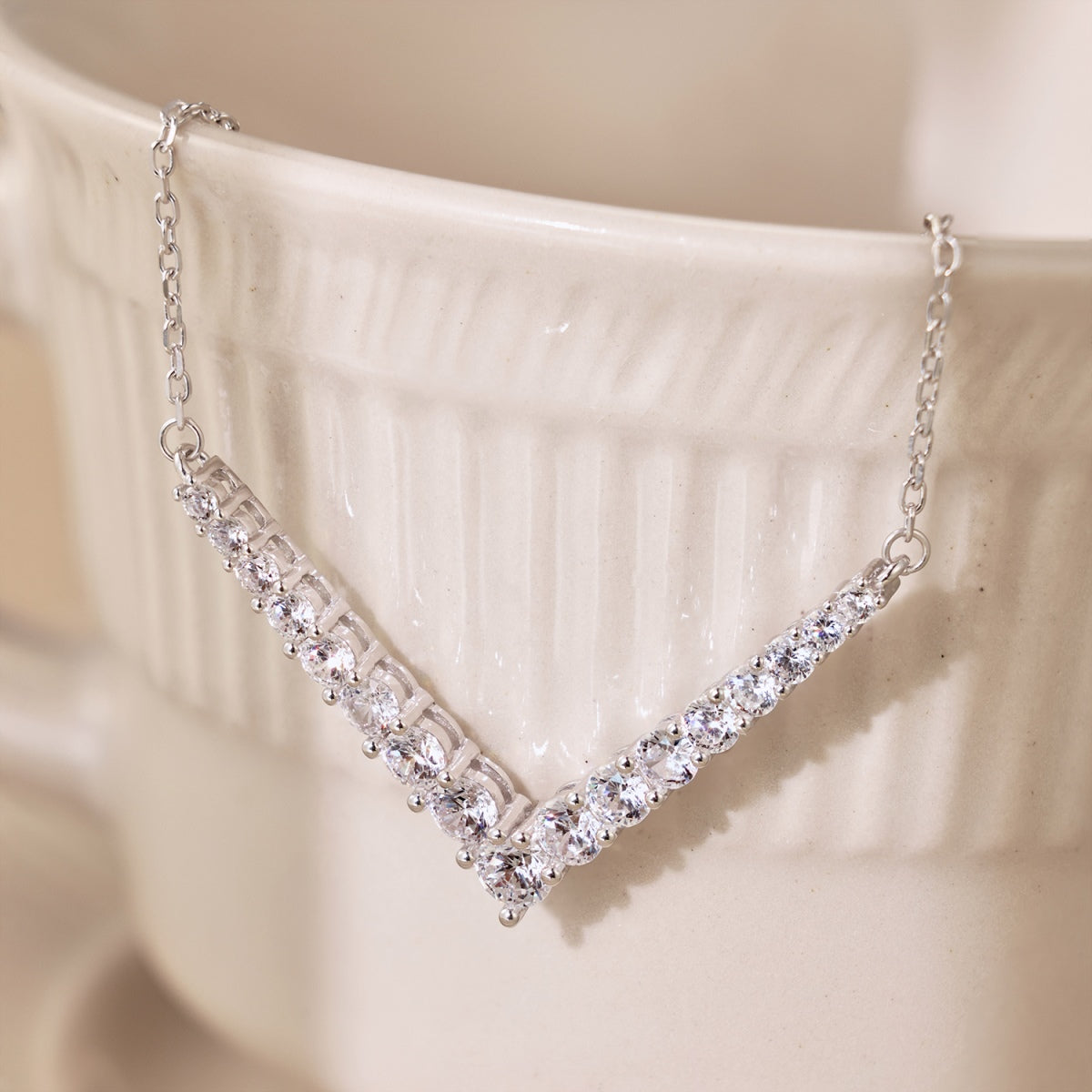 [Olivia JW]Ornate Round Cut Necklace
