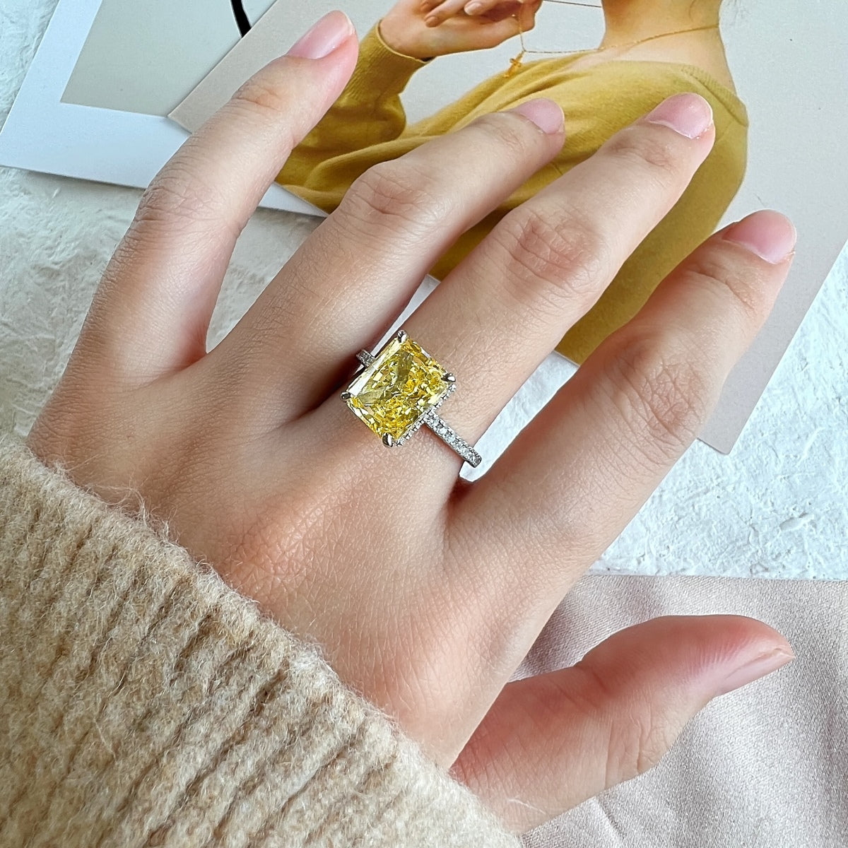 [Olivia JW]4.0 Carat Luxurious Engagement Ring