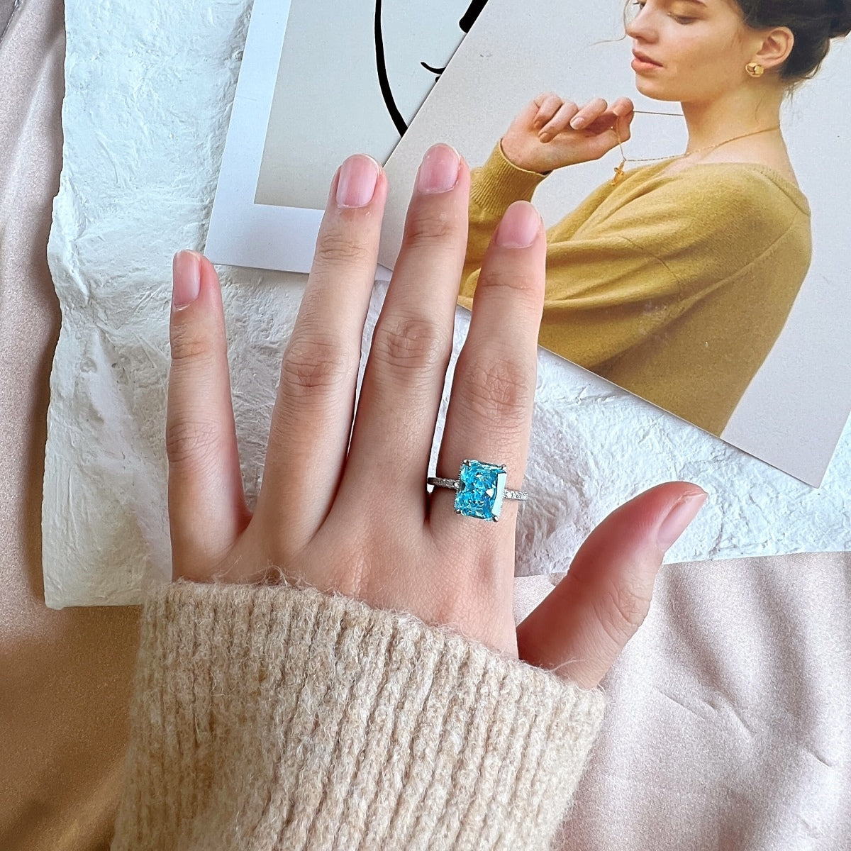[Olivia JW]4.0 Carat Luxurious Engagement Ring