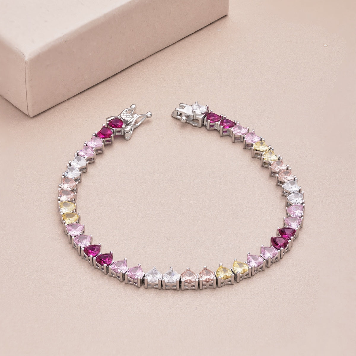 [Olivia JW]Luxurious Colorful Romantic Heart Shape Lover Bracelet