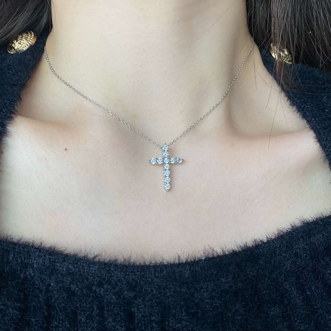 [Olivia JW]Unique Cross Shape Necklace