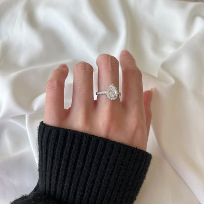 [Olivia JW]1.0 Carat Luxurious Resplendent Water Drop Shape Wedding Ring