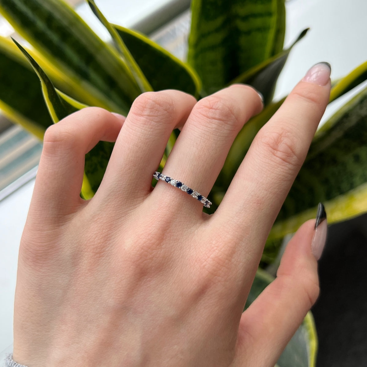 [Olivia JW]Exquisite Colorful Round Cut Tennis Ring