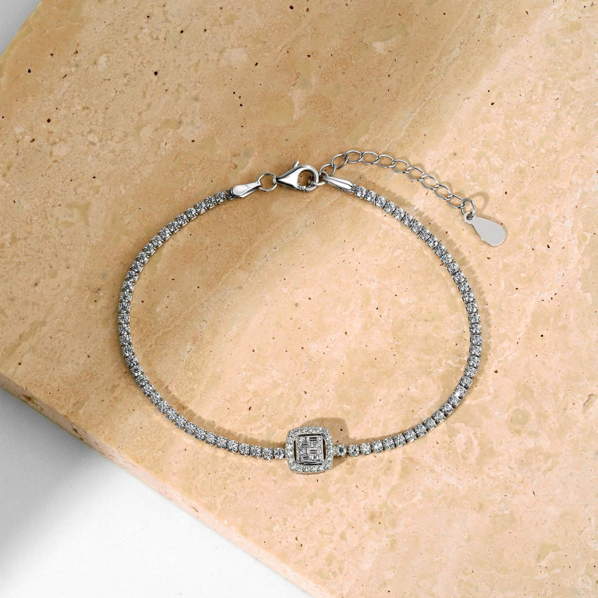 [Olivia JW]Luxurious Dazzling Square Shape Banquet Bracelet