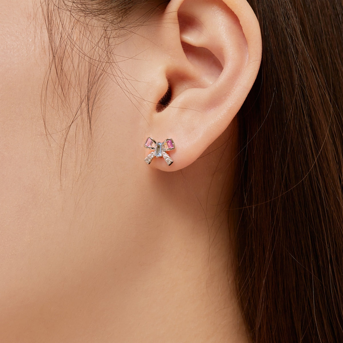 [Olivia JW]Ornate Butterfly Shape Daily Earrings