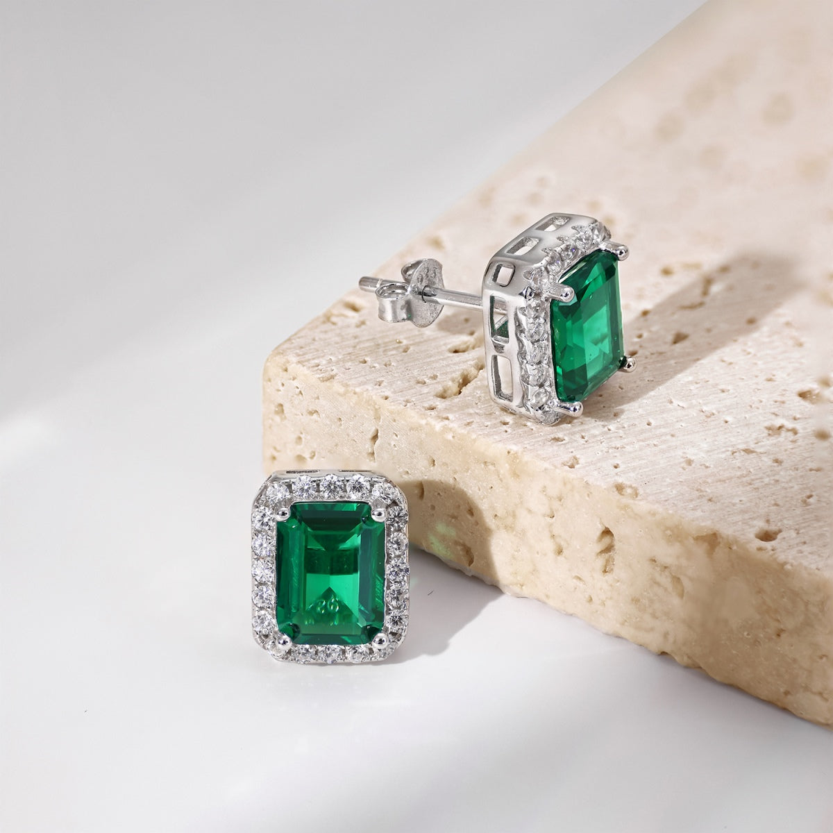 [Olivia JW]Luxurious Dainty Emerald Cut Banquet Earrings