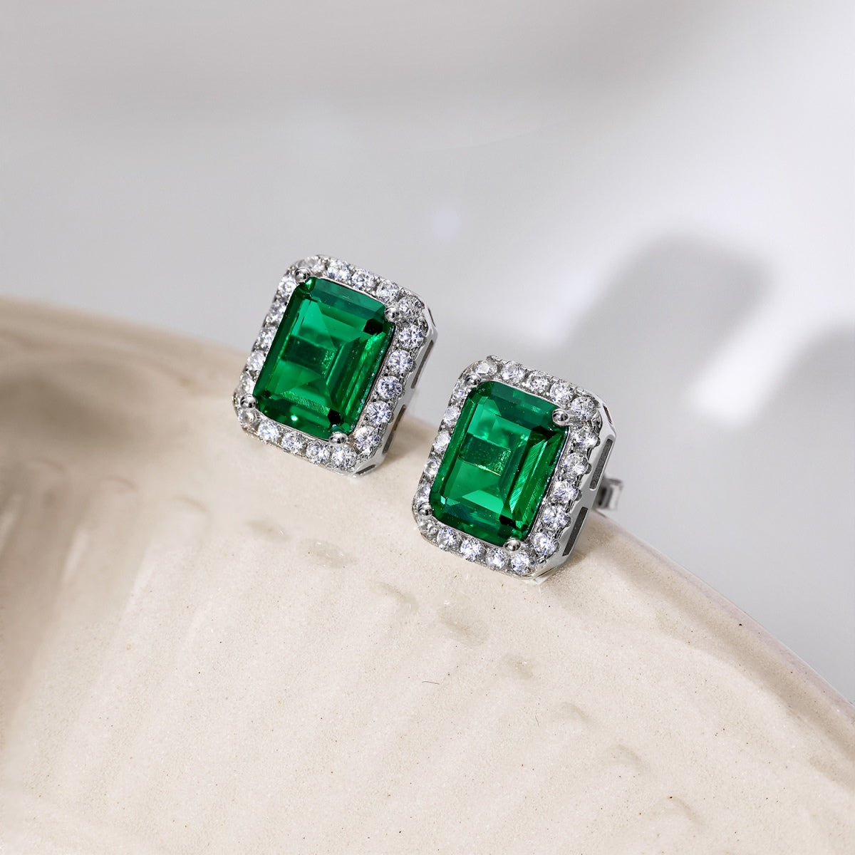 [Olivia JW]Luxurious Dainty Emerald Cut Banquet Earrings