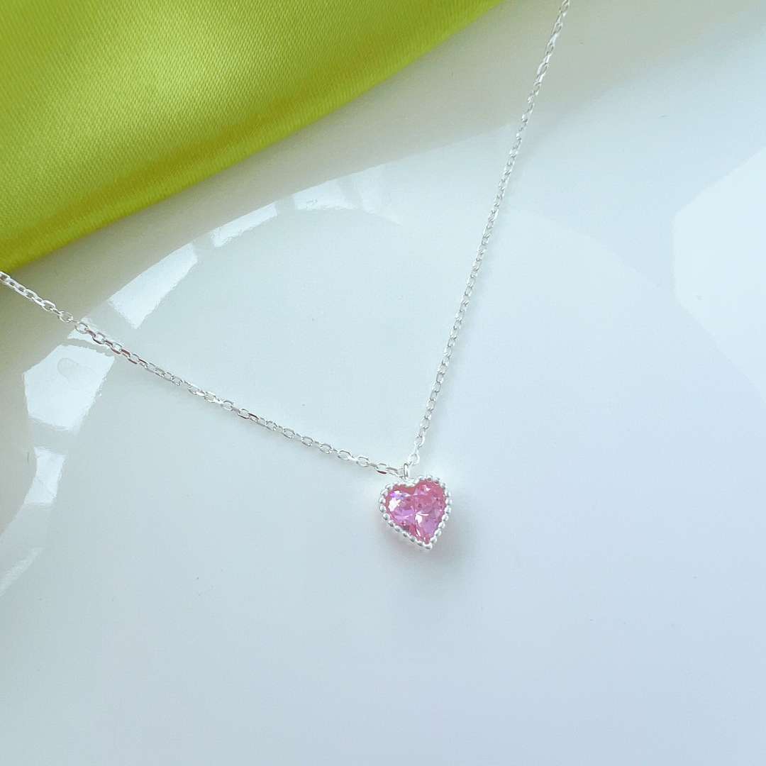 [Olivia JW]Ornate Heart Shape Necklace