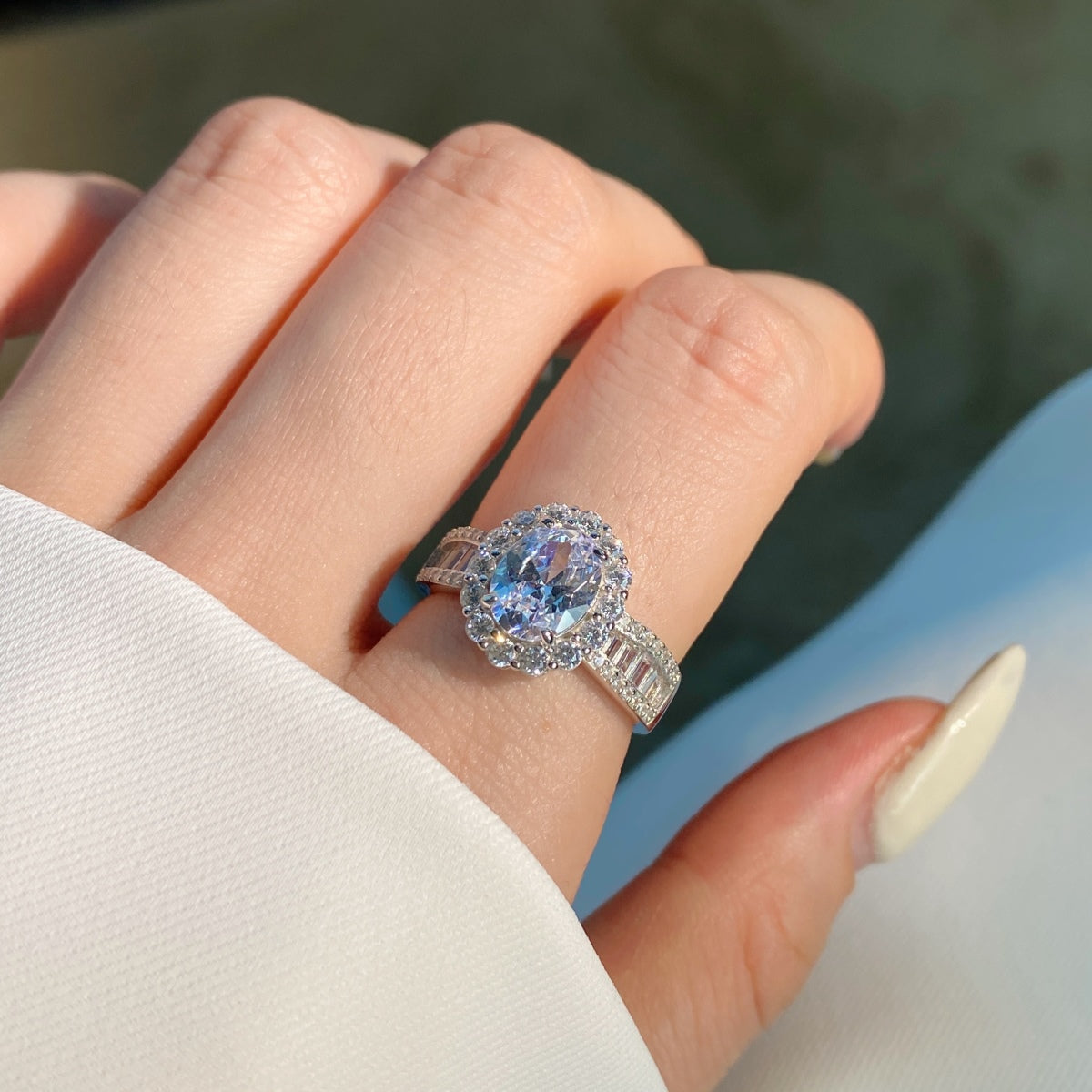 [Olivia JW]1.5 Carat Dazzling Charming Oval Cut Banquet Ring