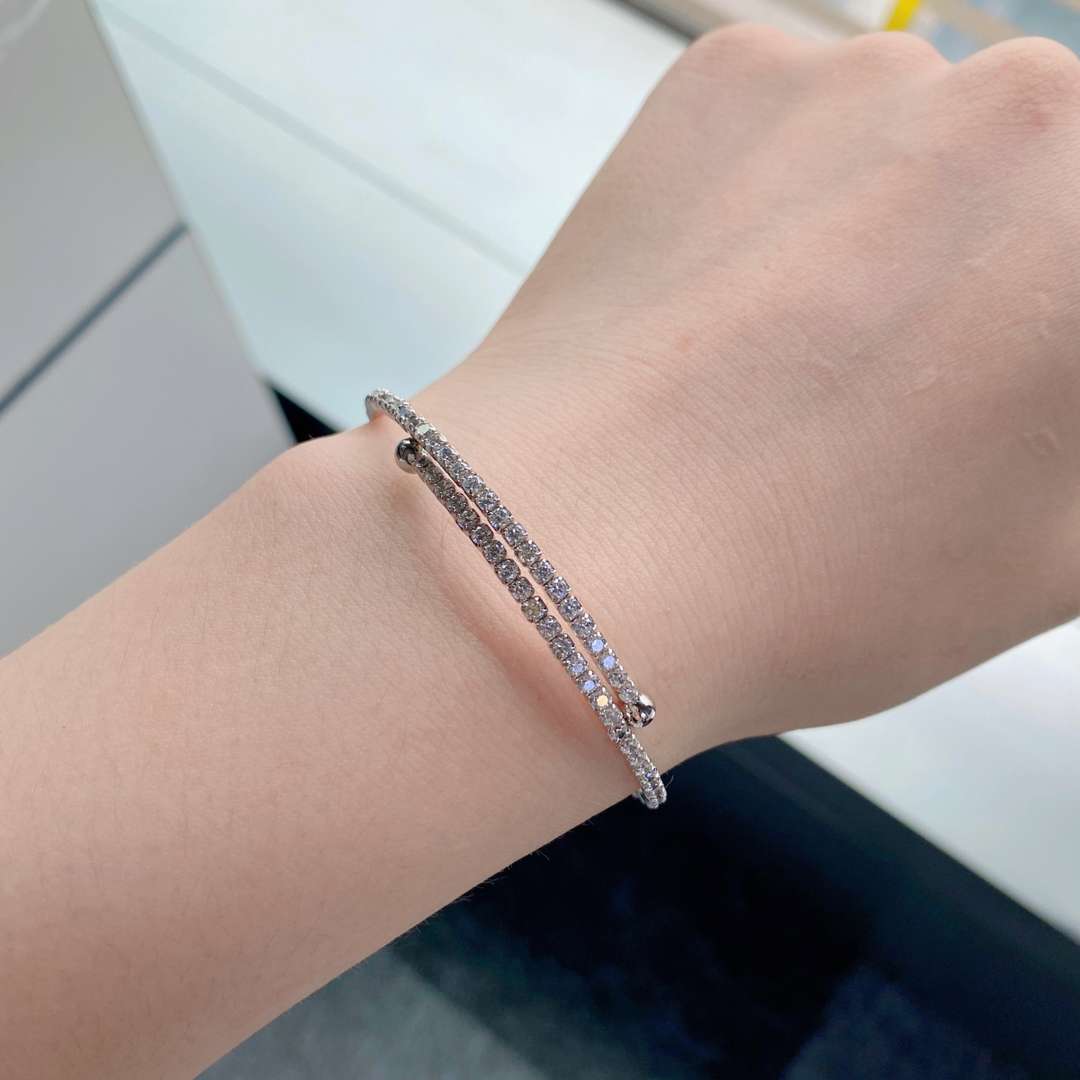 [Olivia JW]Row of Diamonds Round Fashion Bracelet