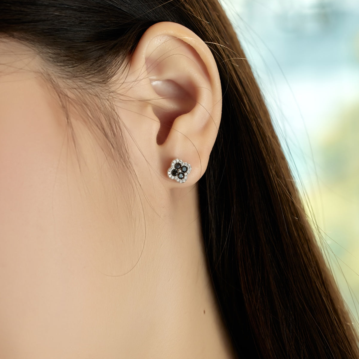 [Olivia JW]Four-Leaf Clover Flower Shaped Earrings