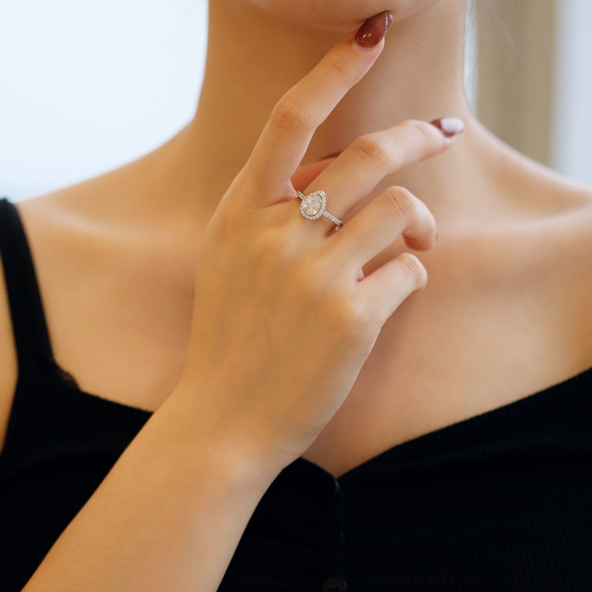 [Olivia JW]1.0 Carat Luxurious Resplendent Water Drop Shape Wedding Ring