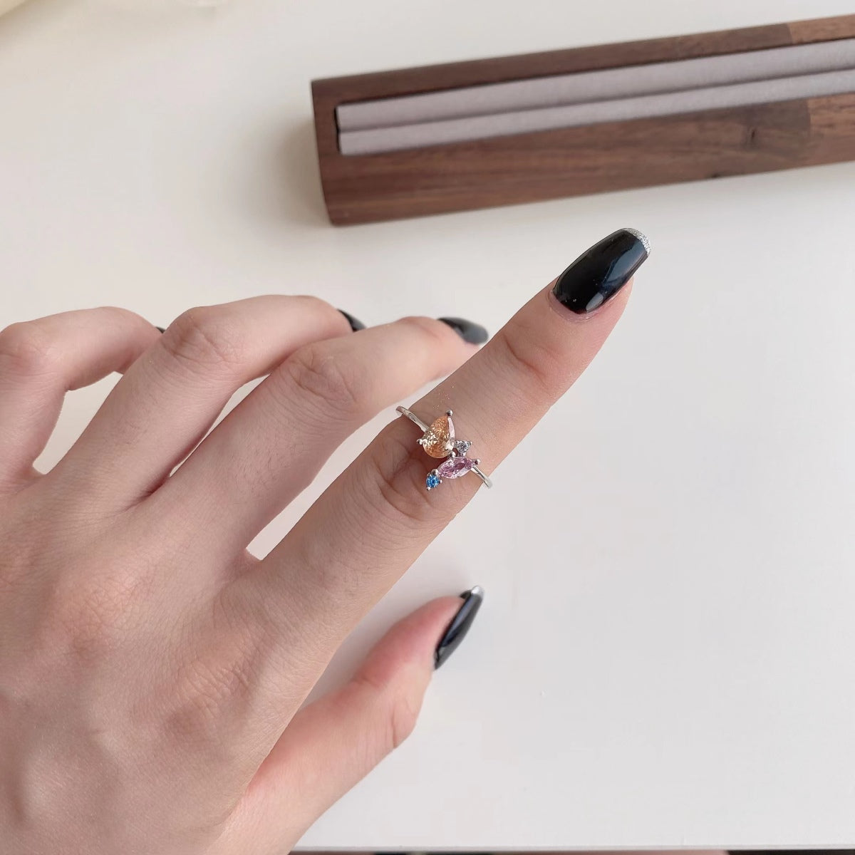 [Olivia JW]Radiant Colorful Multi Cut Daily Ring