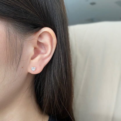 [Olivia JW]Sparkling Heart Shaped Simple Earrings