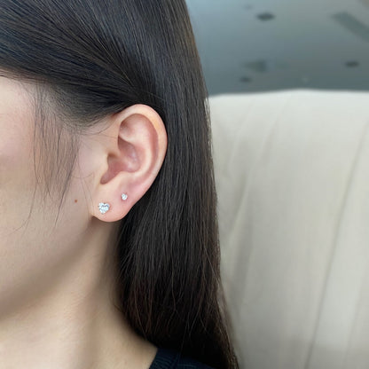 [Olivia JW]Sparkling Heart Shaped Simple Earrings