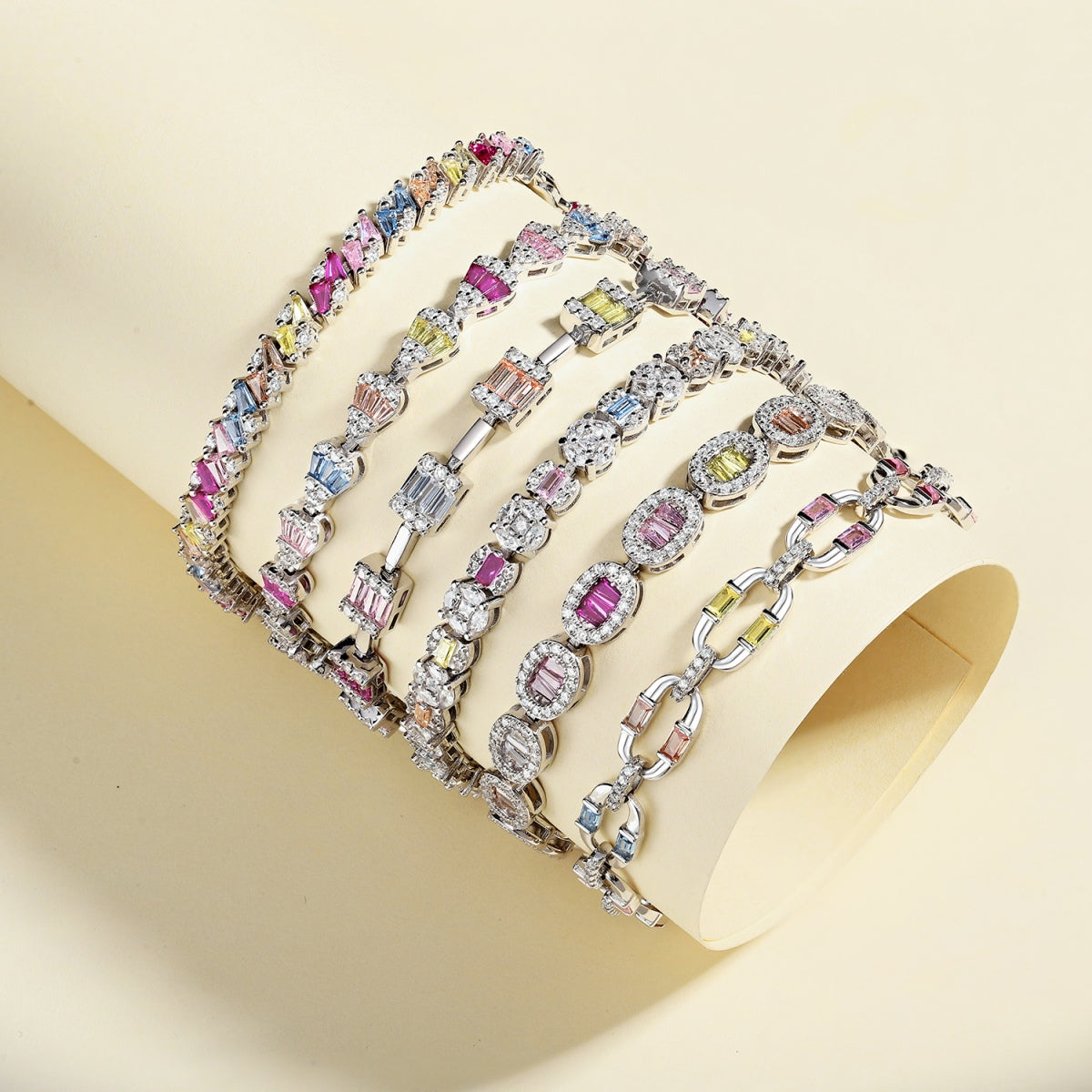[Olivia JW]Ornate Sparkling Multi Cut Party Bracelet