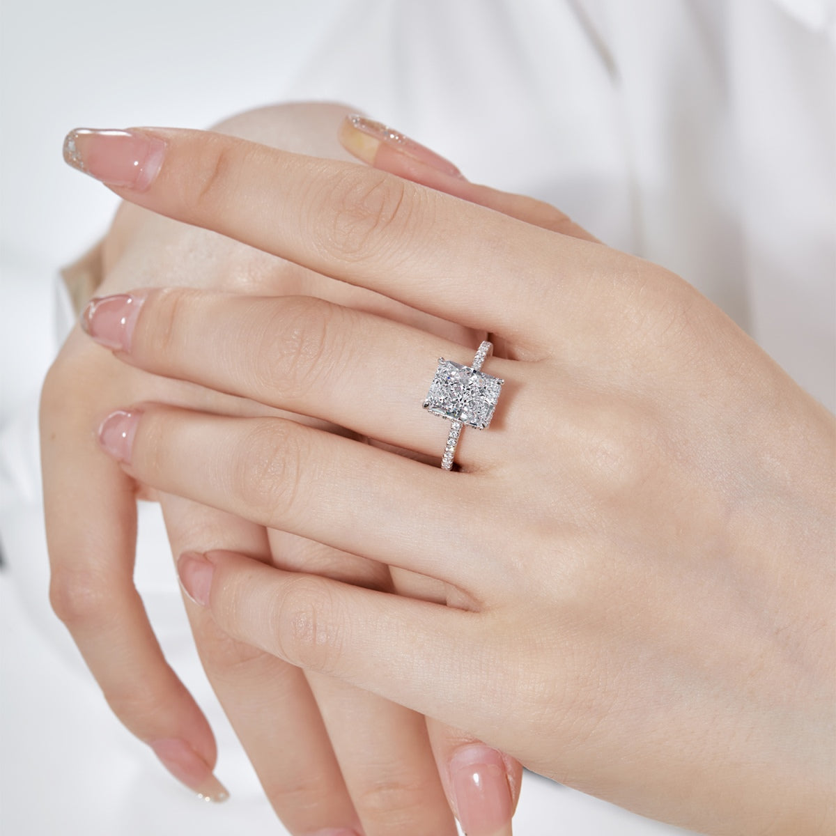 [Olivia JW]4.0 Carat Luxurious Engagement Ring
