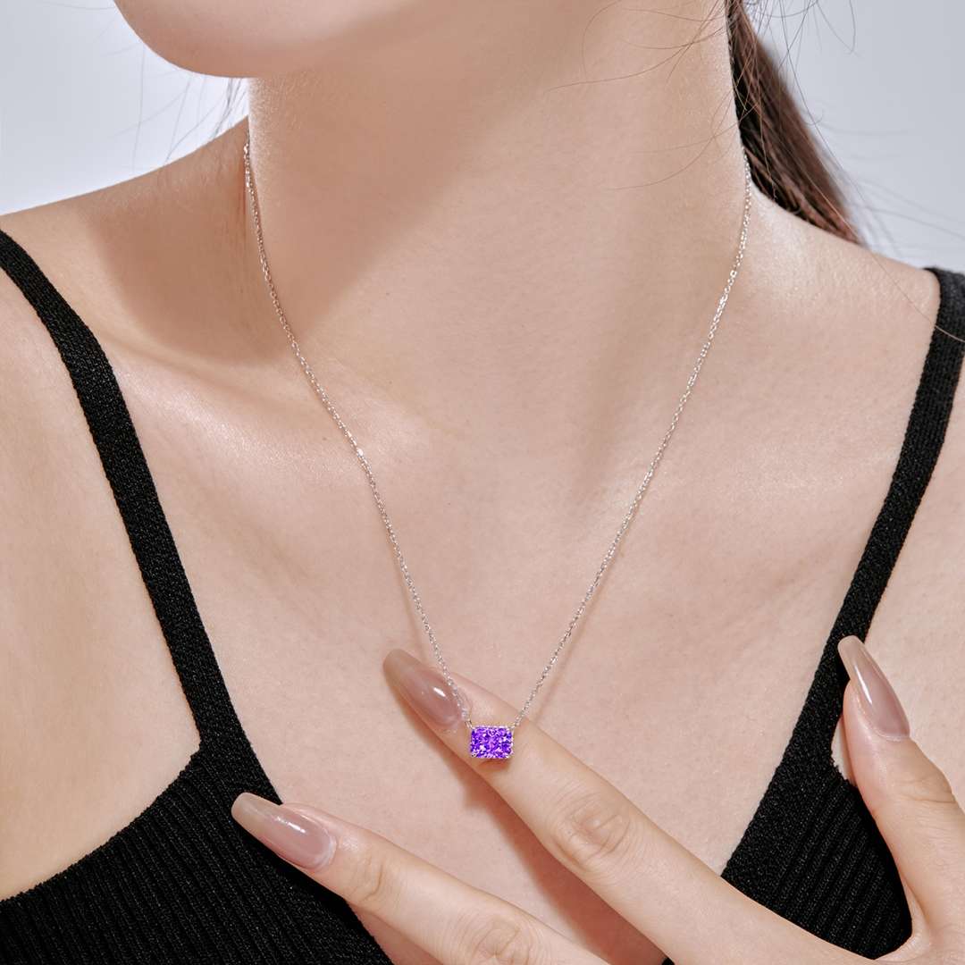 [Olivia JW]Luxurious Square Shape Colorful Necalack
