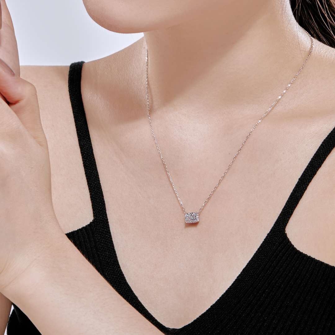[Olivia JW]Luxurious Square Shape Colorful Necalack