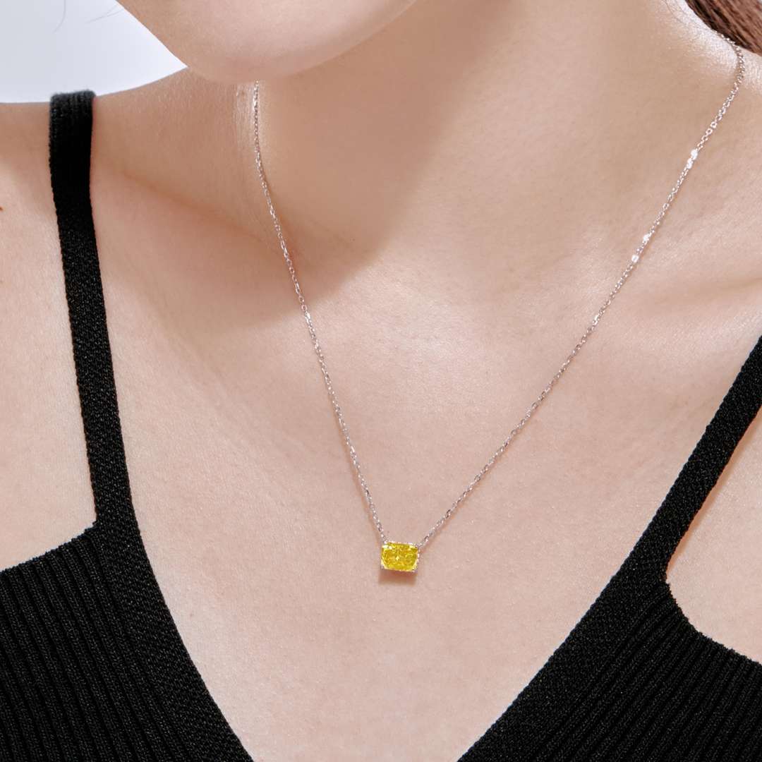 [Olivia JW]Luxurious Square Shape Colorful Necalack