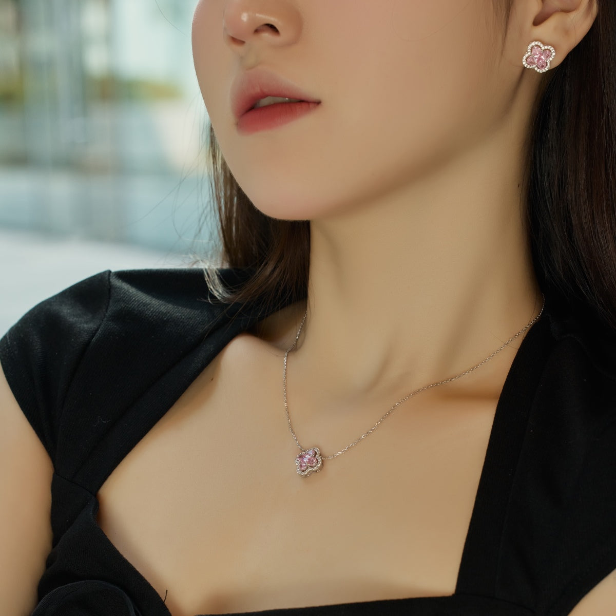 [Olivia JW]Spliced Lucky Four-Leaf Clover Versatile Necklace