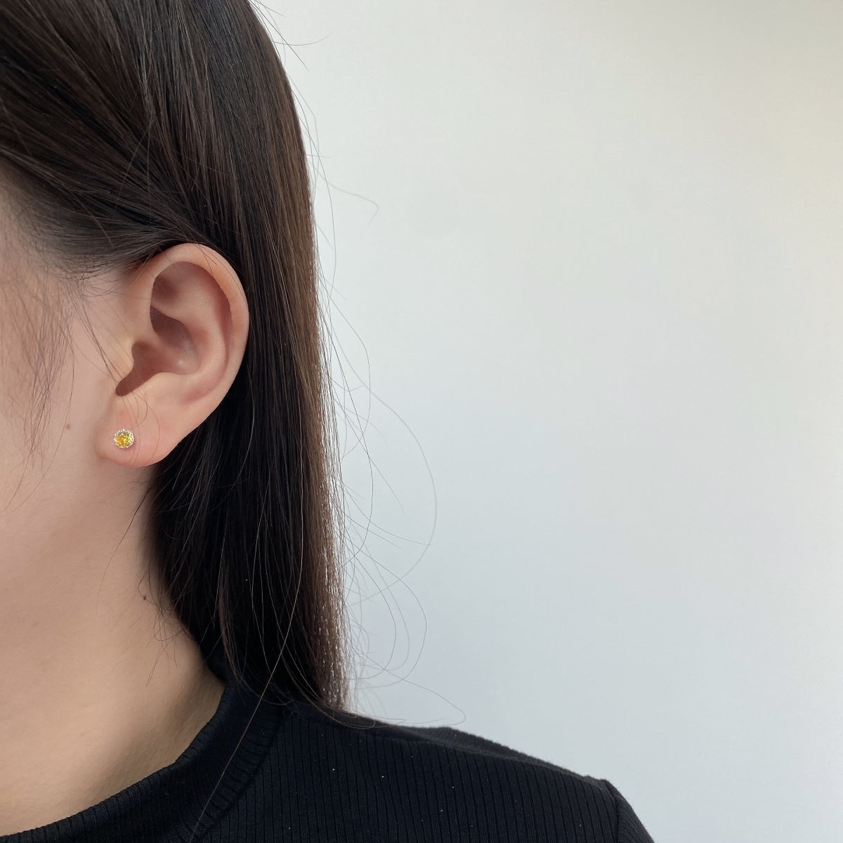 [Olivia JW]Sparkling Colorful Round Shape Earrings