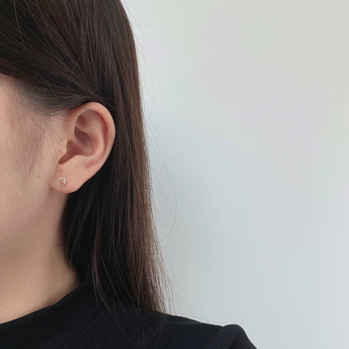 [Olivia JW]Sparkling Colorful Round Shape Earrings