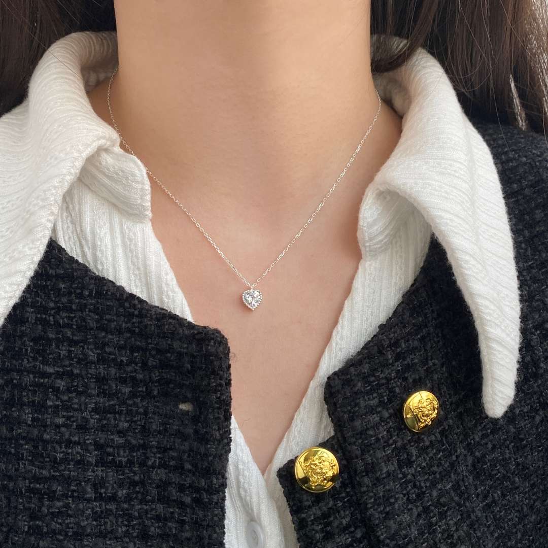 [Olivia JW]Ornate Heart Shape Necklace