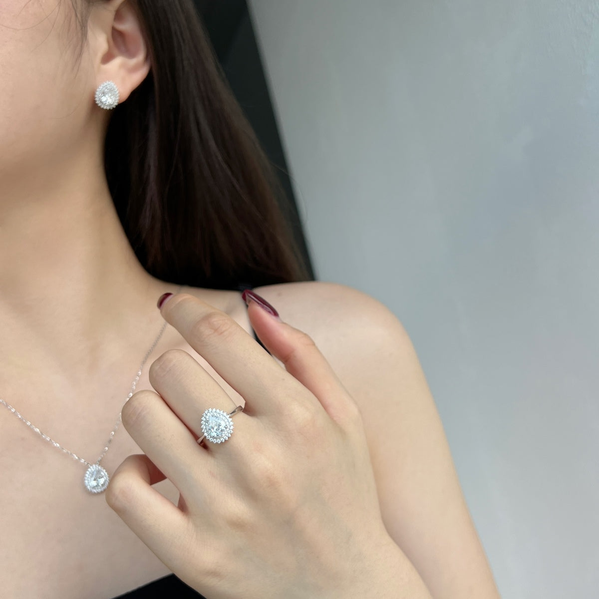 [Olivia JW]Delicate Gorgeous Pear Cut Daily Earrings
