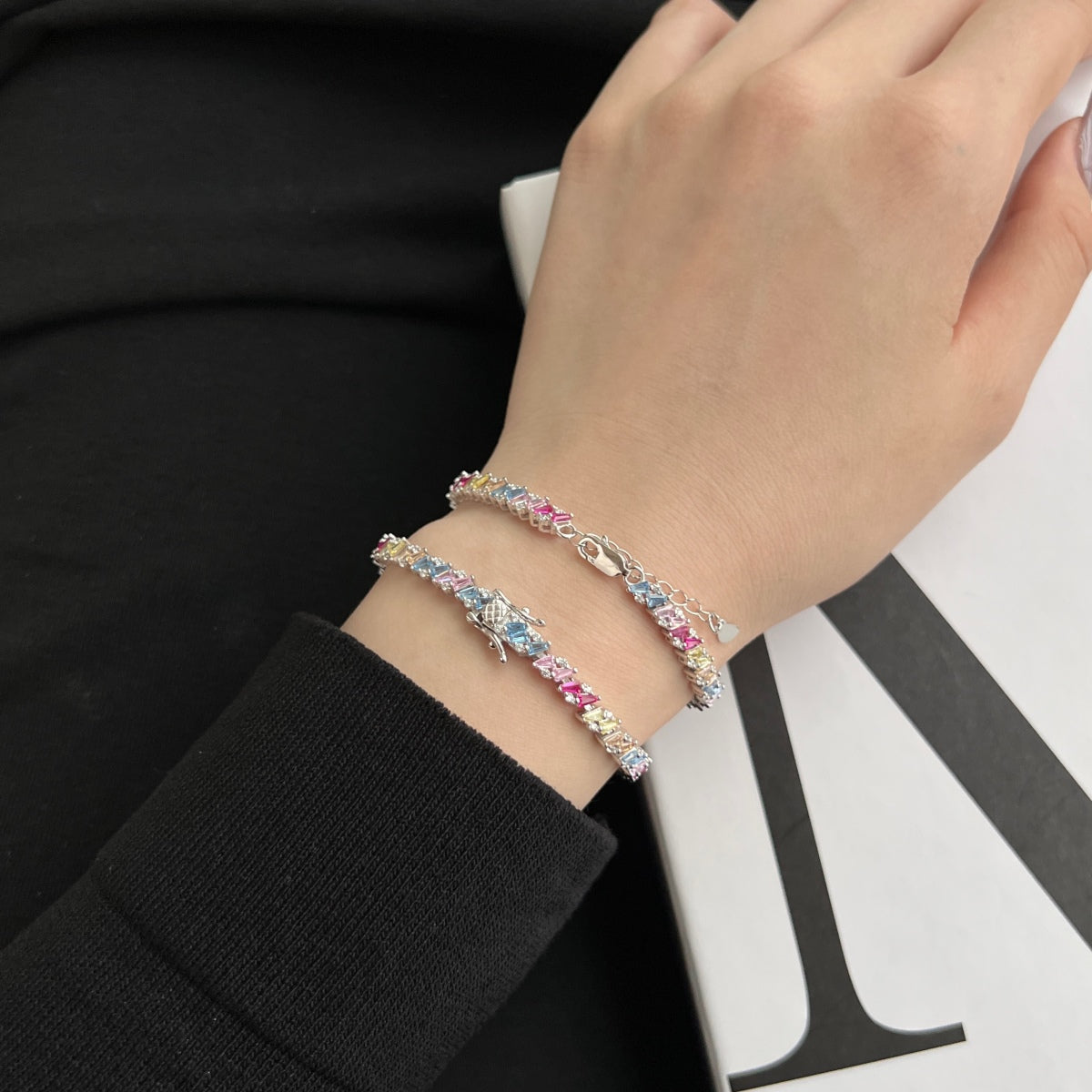 [Olivia JW]Ornate Sparkling Multi Cut Party Bracelet