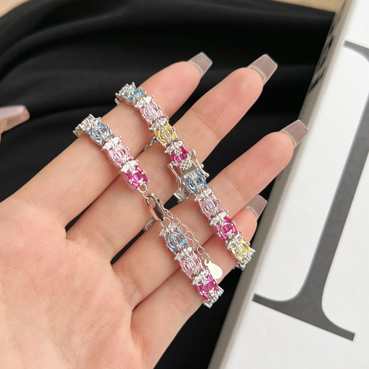 [Olivia JW]Delicate Colorful Multi Cut Party Bracelet
