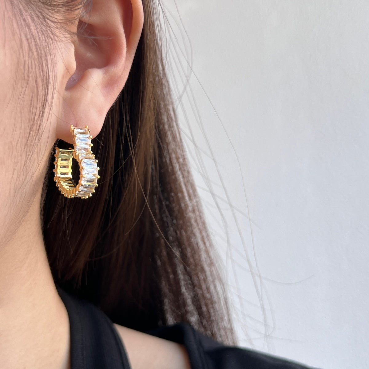 [Olivia JW]Radiant Heart Cutout Earrings