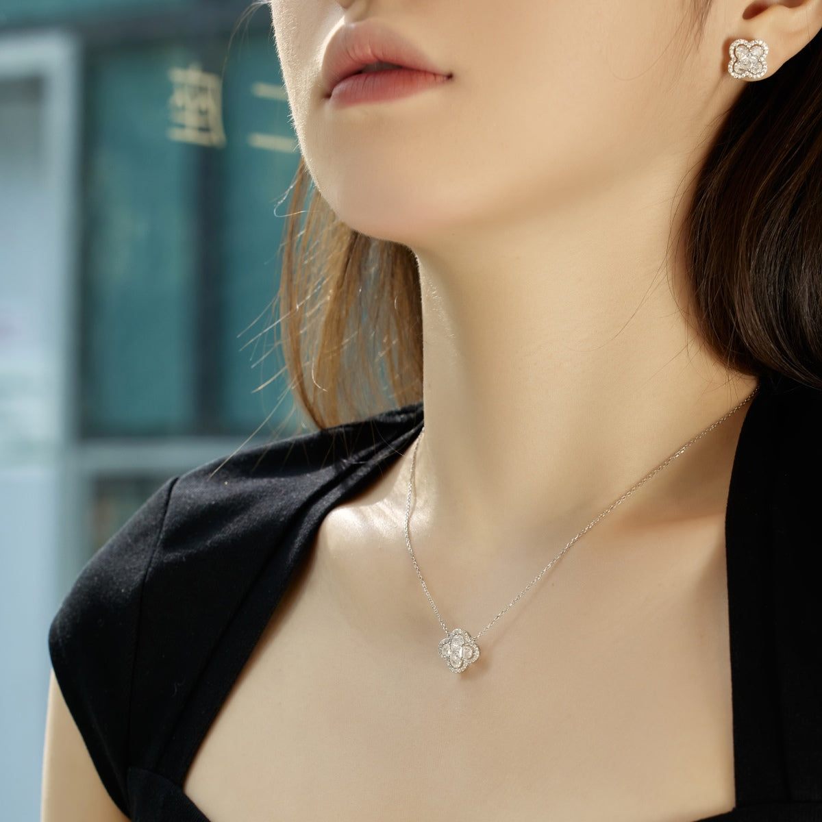 [Olivia JW]Spliced Lucky Four-Leaf Clover Versatile Necklace