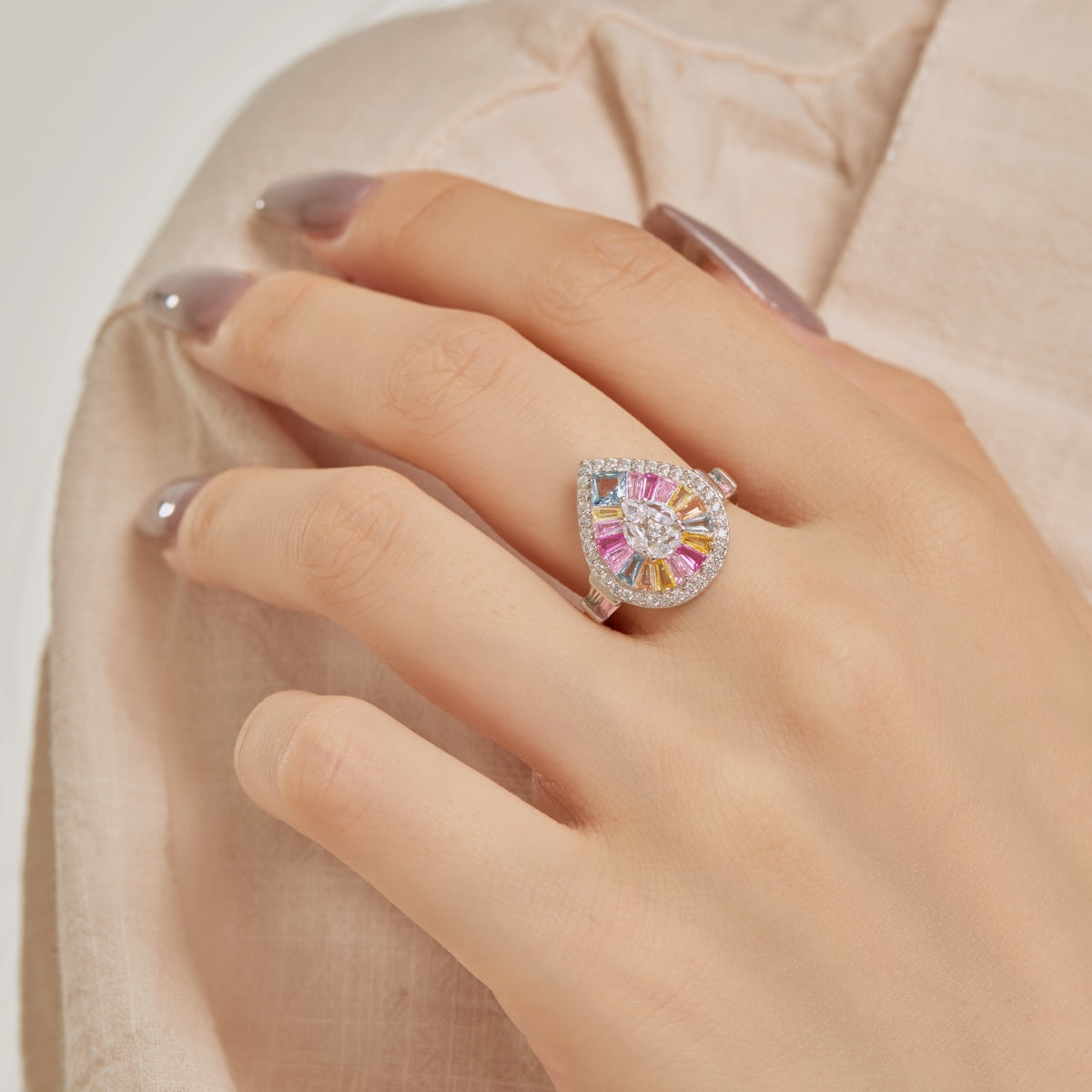 [Olivia JW]Elegant Colorful Water Drop Shape Banquet Ring