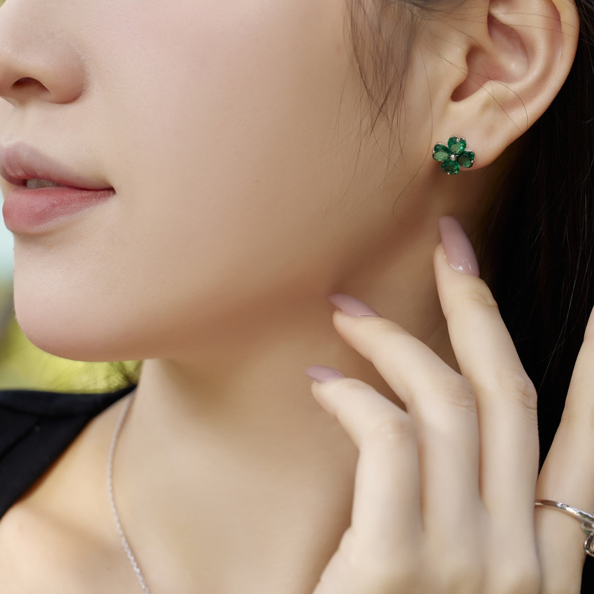 [Olivia JW]Four-Leaf Clover Ball Earrings