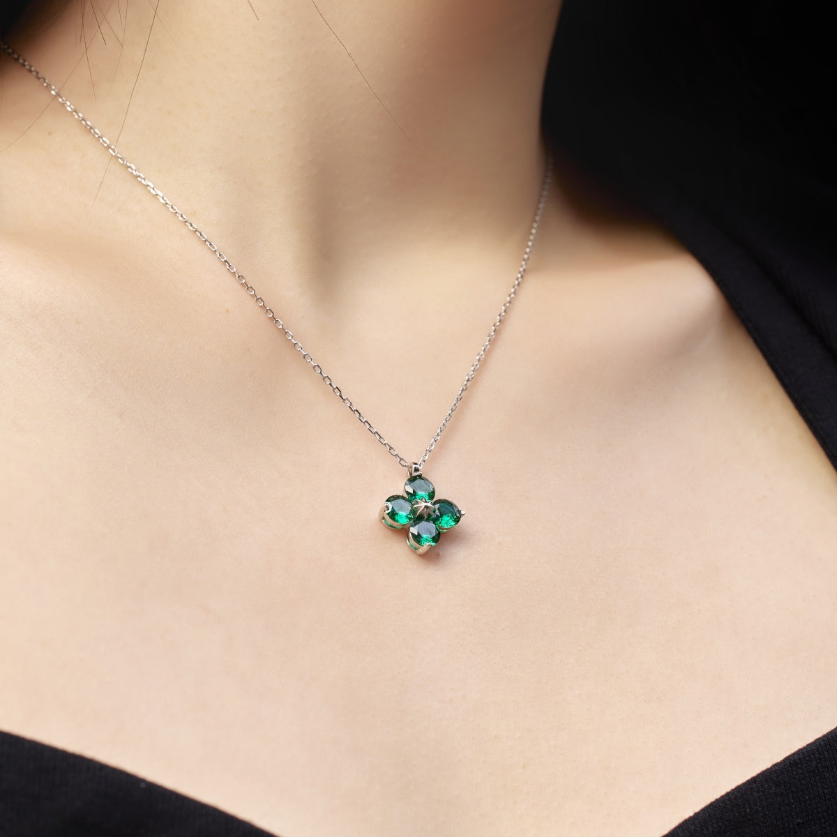 [Olivia JW]Four-Leaf Clover And Eight-Pointed Star Necklace