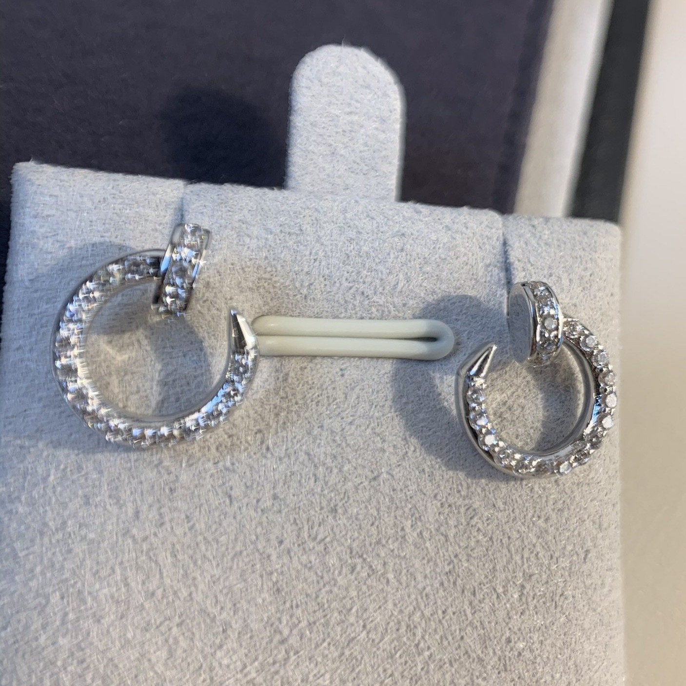 [Olivia JW]JUSTE EARRINGS SILVER DIAMONDS