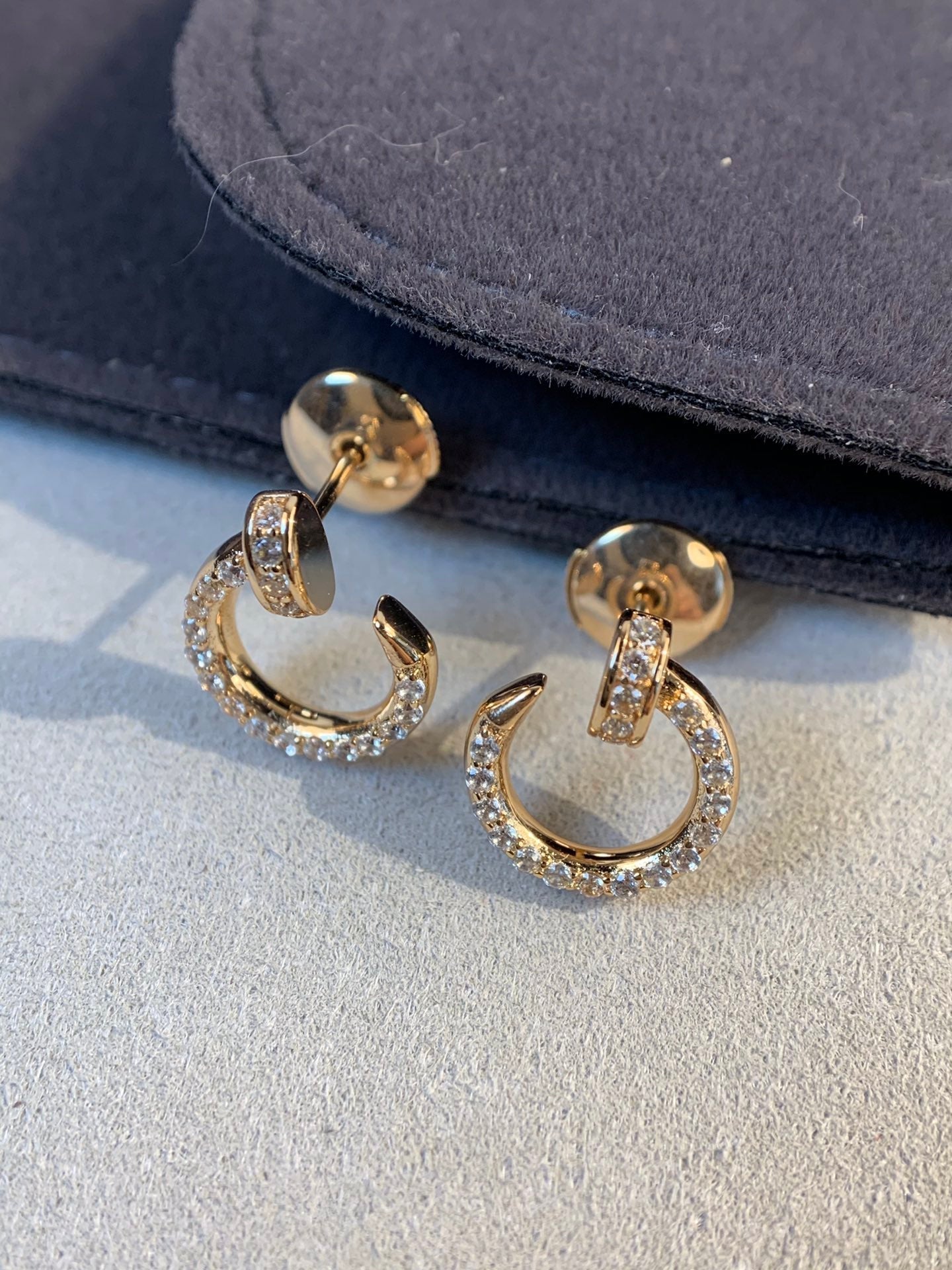 [Olivia JW]JUSTE EARRINGS GOLD DIAMONDS
