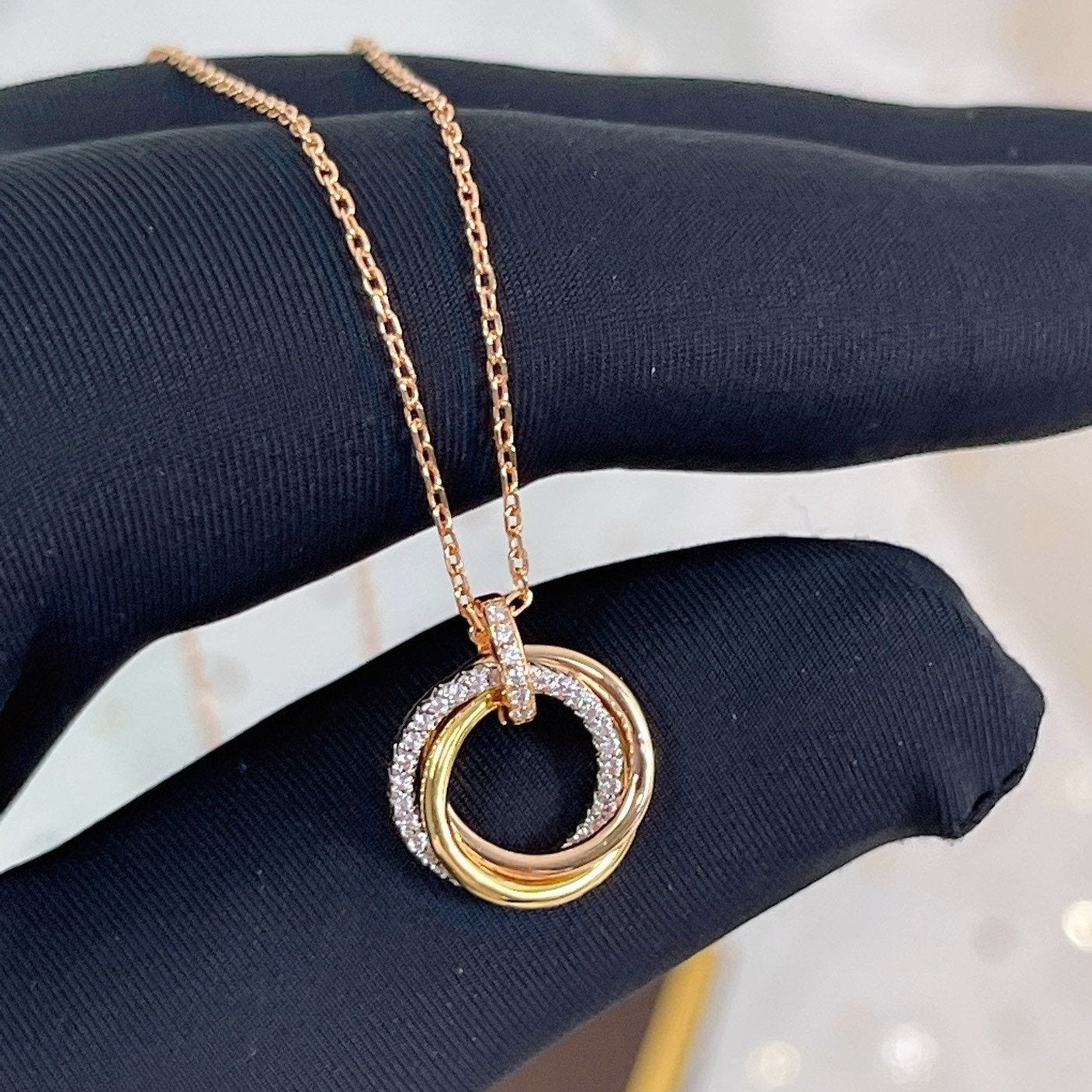 [Olivia JW]TRINITY NECKLACE SILVER GOLD PINK GOLD DIAMONDS