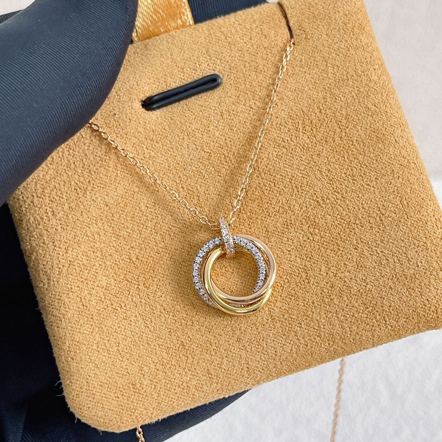[Olivia JW]TRINITY NECKLACE SILVER GOLD PINK GOLD DIAMONDS