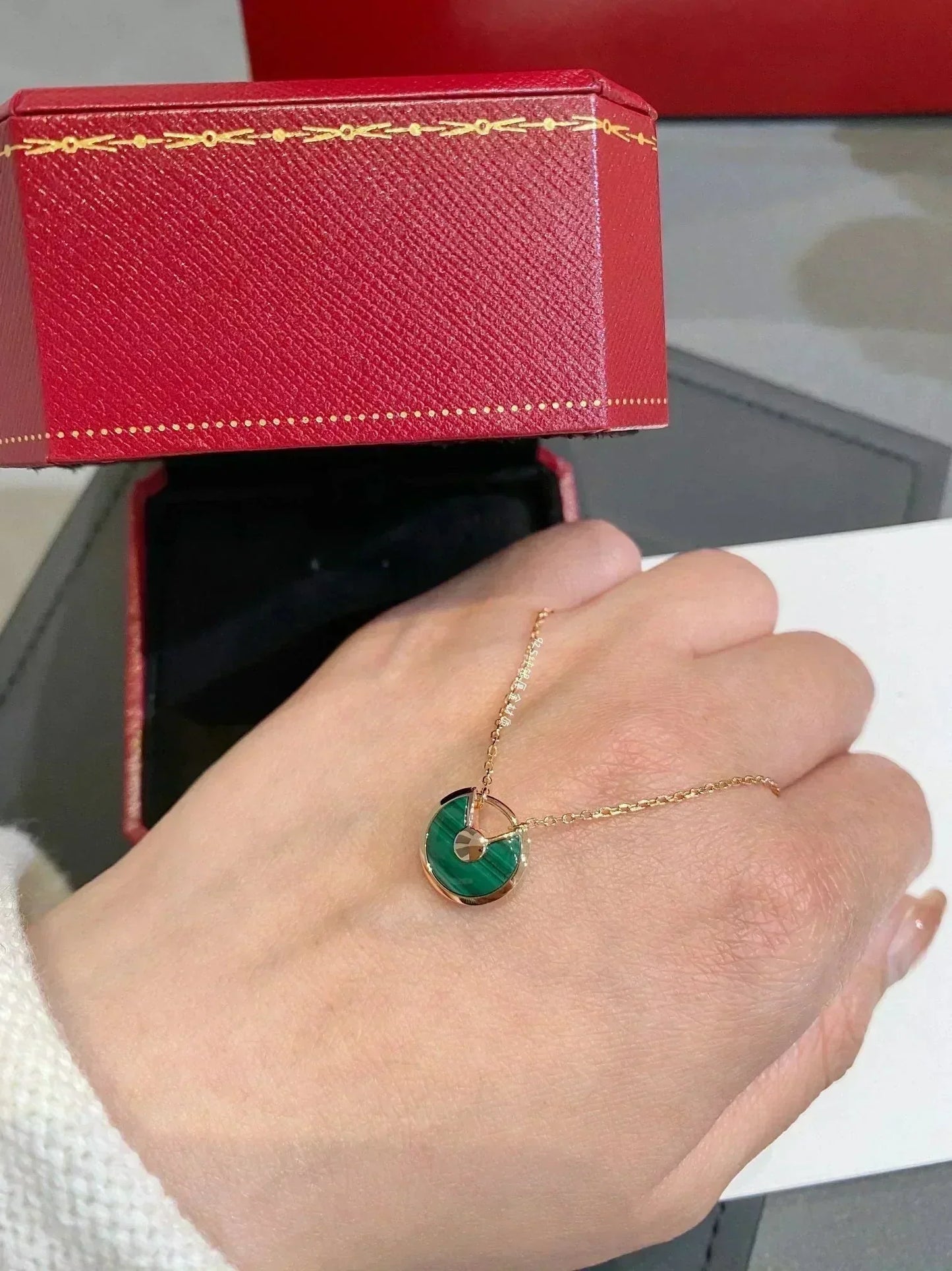 [Olivia JW]AMULETTE ROSE GOLD MALACHITE NECKLACE
