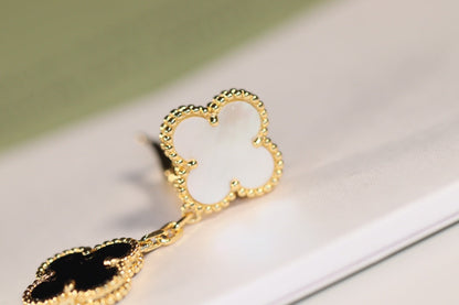 [Olivia JW]CLOVER EARRINGS GOLD ONYX MOP 3 MOTIF