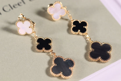 [Olivia JW]CLOVER EARRINGS GOLD ONYX MOP 3 MOTIF