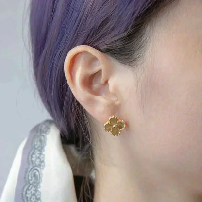 [Olivia JW]CLOVER MEDIUM 1 MOTIFS LASER EARRINGS