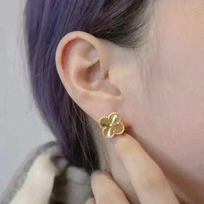 [Olivia JW]CLOVER MEDIUM 1 MOTIFS LASER EARRINGS
