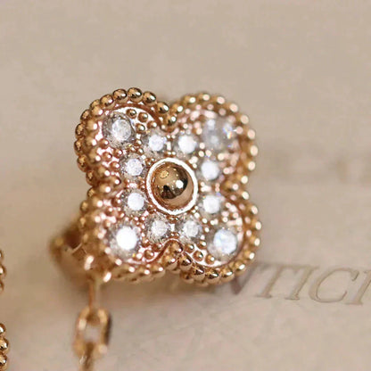 [Olivia JW]CLOVER MEDIUM 1 MOTIFS FUll DIAMOND EARRINGS