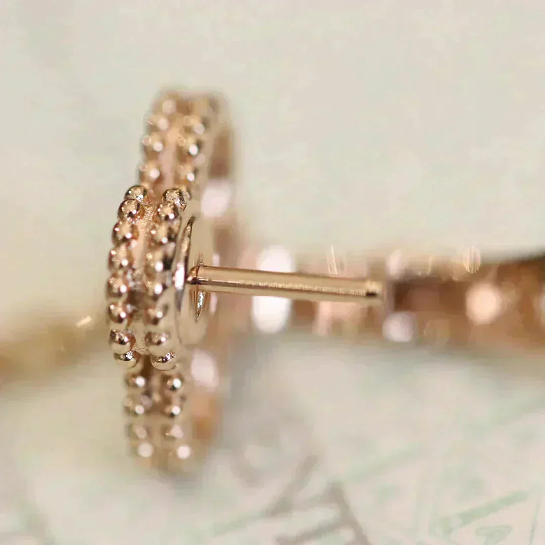 [Olivia JW]CLOVER MEDIUM 1 MOTIFS FUll DIAMOND EARRINGS